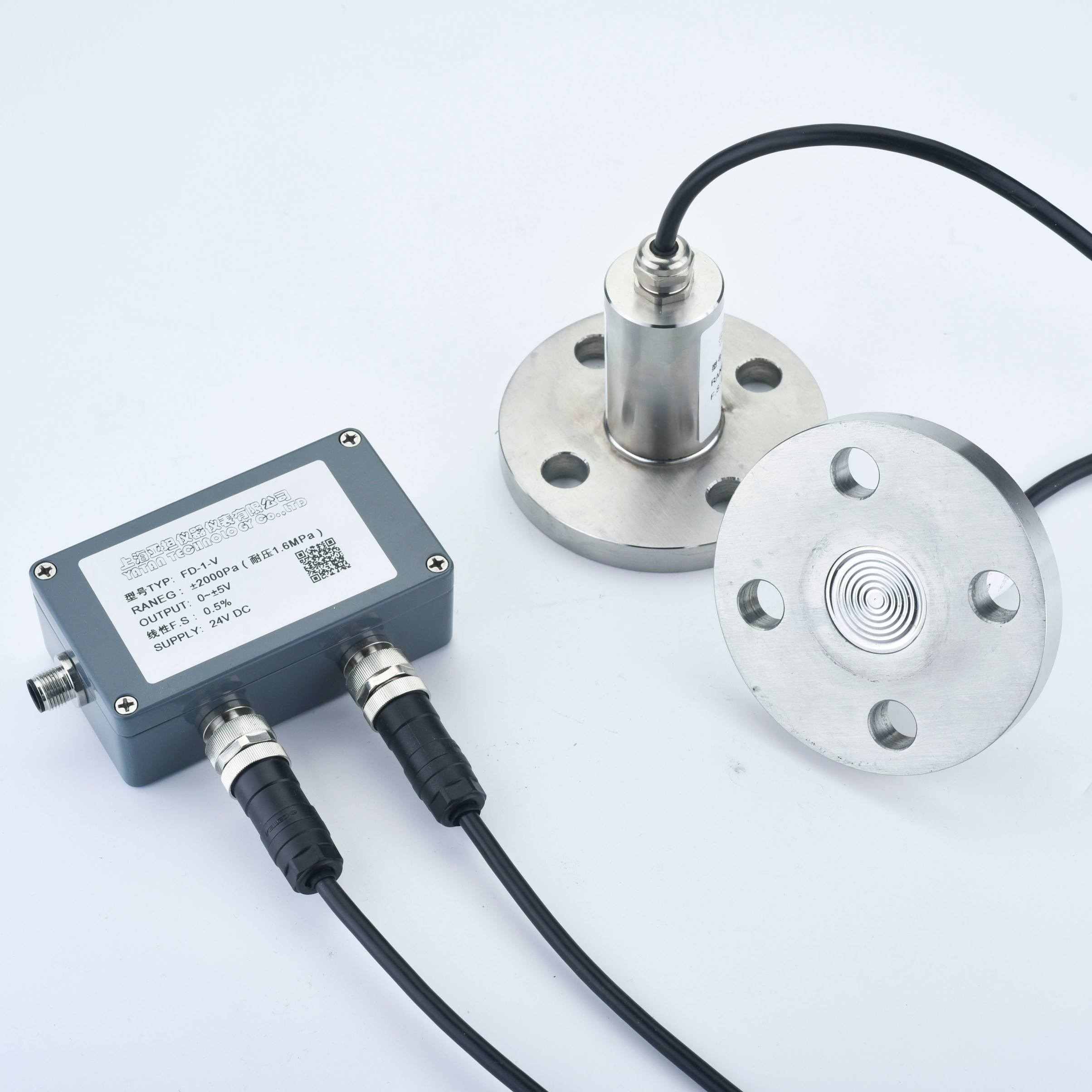 STG44 Micro Differential Pressure Transmitter image front