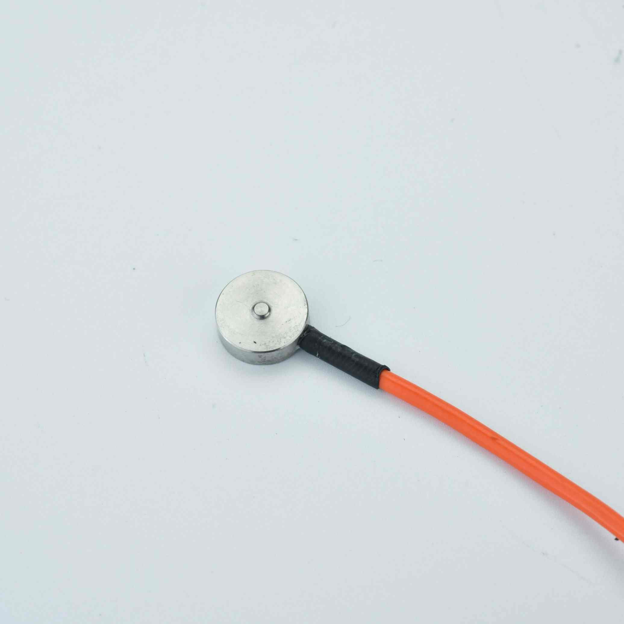 STW26 Miniature Load Cell (High Precision Compact Force Sensor) view side STW26 Miniature Load Cell (High Precision Compact Force Sensor) image side