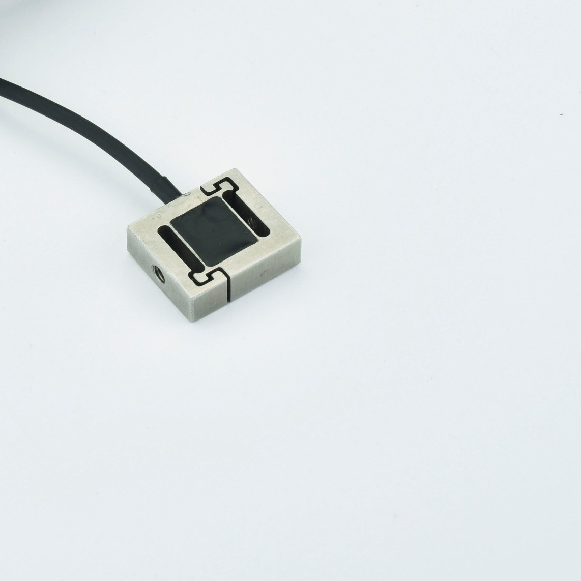 STW28 Mini Stainless Steel S-Type Tension and Compression Load Cell view front STW28 Mini Stainless Steel S-Type Tension and Compression Load Cell image front